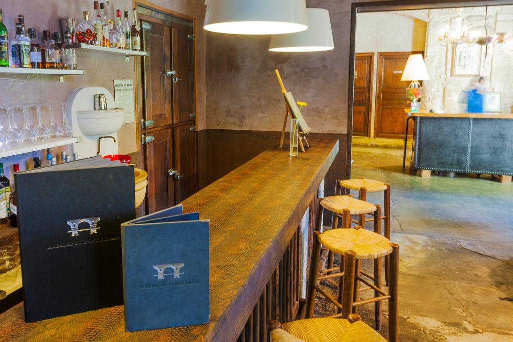 Auberge Du Pont Romain Sommières Екстериор снимка
