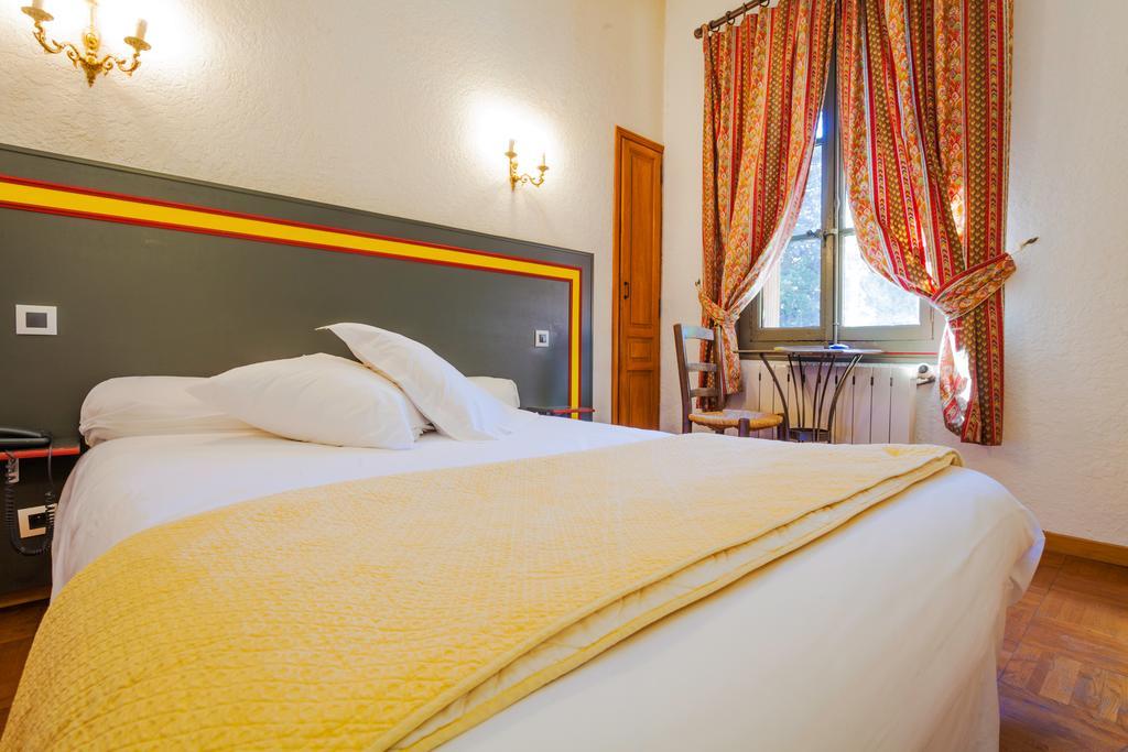 Auberge Du Pont Romain Sommières Стая снимка