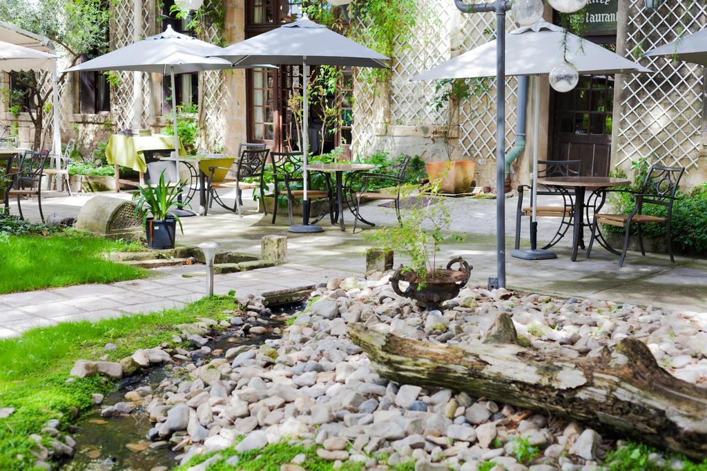 Auberge Du Pont Romain Sommières Екстериор снимка